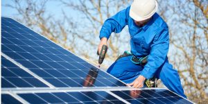 Installation Maintenance Panneaux Solaires Photovoltaïques à Sabres